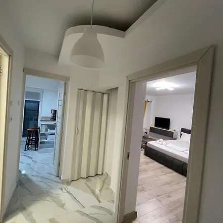 Wow Unirii-coposu Boekarest